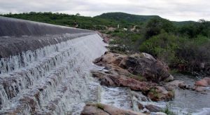 Com chuvas acima da média histórica, Ceará tem 27 açudes sangrando