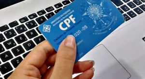 Justiça derruba exigência de regularizar CPF para receber auxílio de R$ 600