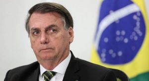 Vídeo revela que Bolsonaro queria mudar comando da PF para proteger familiares, dizem jornais