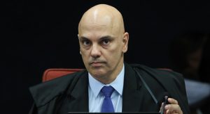 Moraes arquiva pedido do governo para rever veto a Ramagem na PF