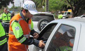 Alto consumo de álcool na pandemia preocupa autoridades de trânsito