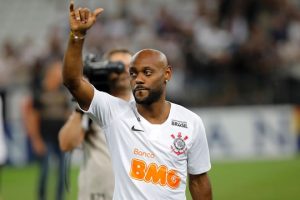 Atacante Vagner Love rescinde contrato e deixa o Corinthians