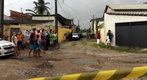 Policial militar é morto a tiros ao chegar em casa e reagir a tentativa de assalto