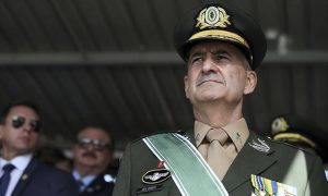 General Ramos é transferido para reserva remunerada do Exército