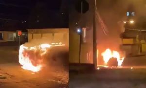 Carro pega fogo e desce desgovernado por rua de Minas Gerais