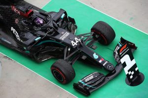 Lewis Hamilton vence o GP da Hungria e assume liderança do campeonato