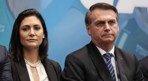 Michelle Bolsonaro faz teste para Covid-19