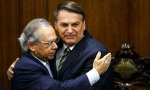 Mesmo com resistência do Congresso, Bolsonaro autoriza Guedes a testar 'nova CPMF'