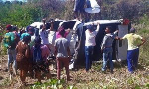 Motorista que capotou Hilux em Caririaçu segue internado no HRC em Juazeiro