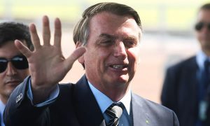 Bolsonaro está estável após cirurgia de retirada de cálculo em hospital de SP