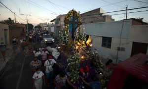 Carreata de Nossa Senhora das Dores encerra festa da padroeira de Juazeiro do Norte