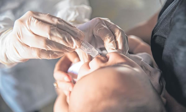 Vacinação contra tuberculose, meningite e paralisia infantil está abaixo da meta no Ceará