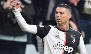 Cristiano Ronaldo volta a testar positivo para Covid e não deve encarar Barcelona