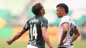 Ceará sofre apagão e perde para o Palmeiras nas quartas de final da Copa do Brasil