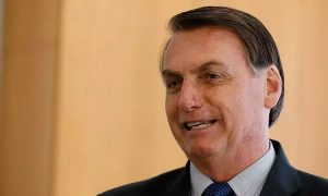 Bolsonaro assina decreto e cria nova estatal