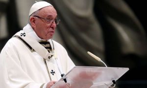 Papa Francisco não conduzirá missas de Ano Novo em razão de dor ciática