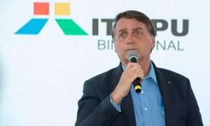 Bolsonaro diz que perpetuar alguns benefícios é 'o caminho certo para o insucesso'