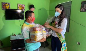 Miss Brasil participa de ação solidária em apoio às pessoas com hanseníase em Juazeiro do Norte