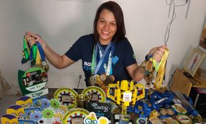 Estudante de Juazeiro do Norte é bicampeã internacional de robótica