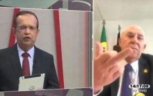 Senador da Paraíba faz gesto obsceno em entrevista ao vivo sobre colega internado com Covid-19