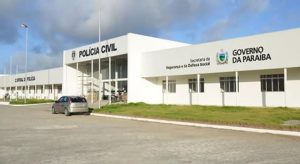 Mãe é suspeita de matar bebê de 9 meses e é levada para hospital psiquiátrico