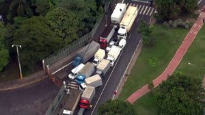 Caminhoneiros dizem que farão greve a partir desta segunda-feira em todos os estados do Brasil