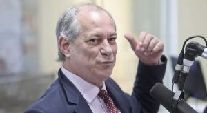 Justiça nega indenização de R$ 50 mil de Ciro Gomes a Fernando Holiday