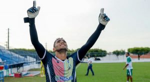 Goleiro do Pacajus que fez gol contra o Icasa diz que prefere ser lembrado pelas defesas