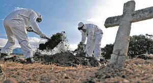 Brasil registra 2.798 mortes por Covid em 24 horas, novo recorde da pandemia