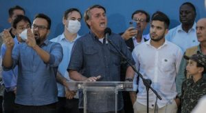 Deputado aciona MP contra parlamentares que acompanharam Bolsonaro em Tianguá