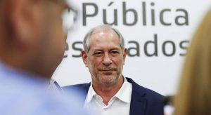 Justiça condena Ciro a pagar R$ 100 mil por chamar Eunício de corrupto nas redes sociais