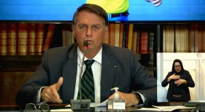 Após 3 anos falando em 'fraudes eleitorais', Bolsonaro admite não ter provas das acusações