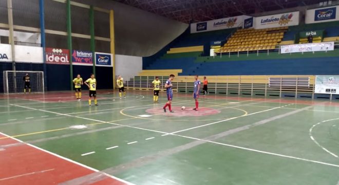 Sete jogos movimentam Metropolitano do Cariri de Futsal