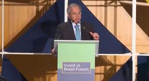 Paulo Guedes diz que Brasil cresce ‘acima da média mundial’