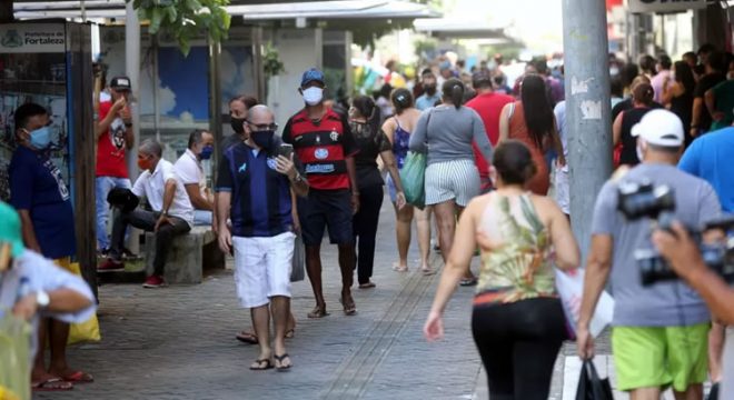 Estudo aponta grande chance de nova onda de Covid-19 no Ceará antes do carnaval