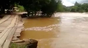 Chuvas fortes voltam a causar estragos e inundações na Bahia