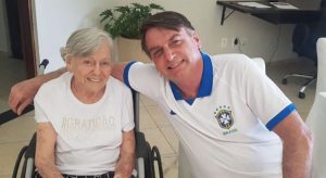 Mãe de Jair Bolsonaro morre, aos 94 anos, no interior de São Paulo