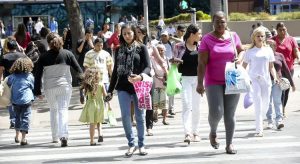 Países latinos dão às mulheres 20% a menos de direitos que homens