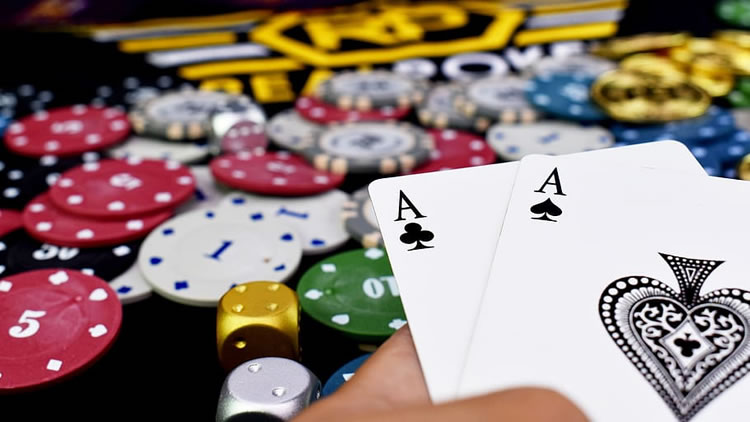 Jogos de Cartas Poker: Os Mais Procurados