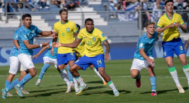 Inglaterra mostrou ao Brasil na semifinal do Mundial Sub-17 de